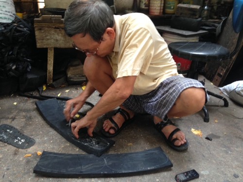 Pham Quang Xuân, l’homme aux sandales en pneus usés   - ảnh 4